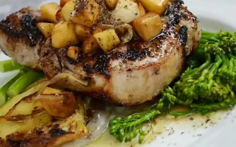 BBQ pork with peppers and potatoes