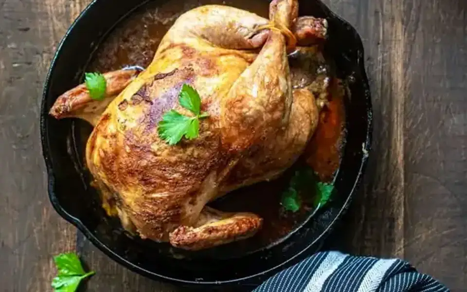Galinhada with chicken, peppers, and rice