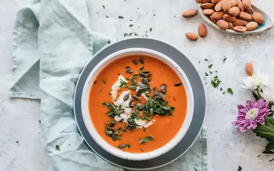 Pelau with chicken, carrots, and rice