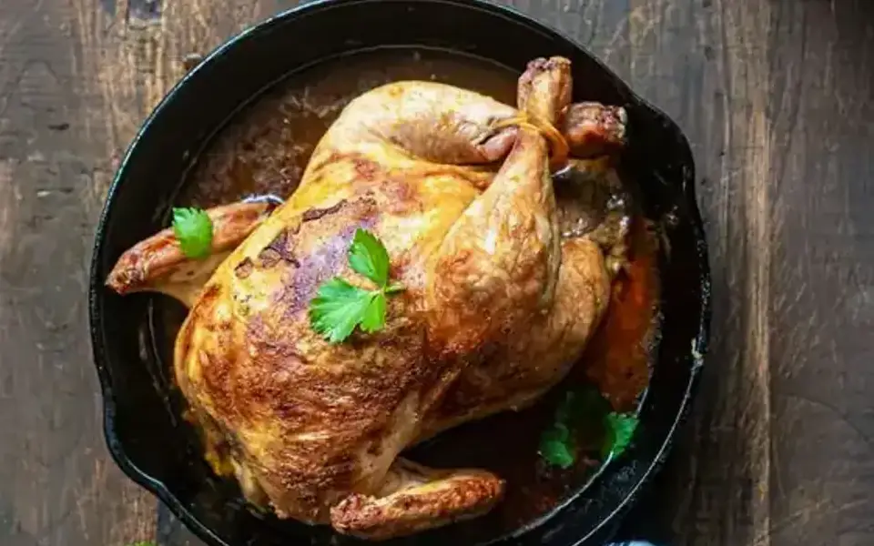 Smothered chicken with cabbage and rice